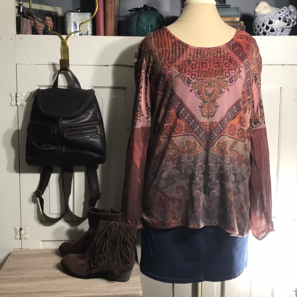 ONE WORLD long sleeve patterned pullover top L